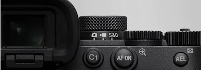 Sony Alpha 7M4K 28-70 mm Mirrorless Camera - Image 6