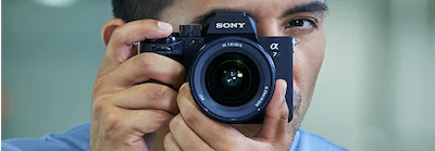 Sony Alpha 7M4K 28-70 mm Mirrorless Camera - Image 10