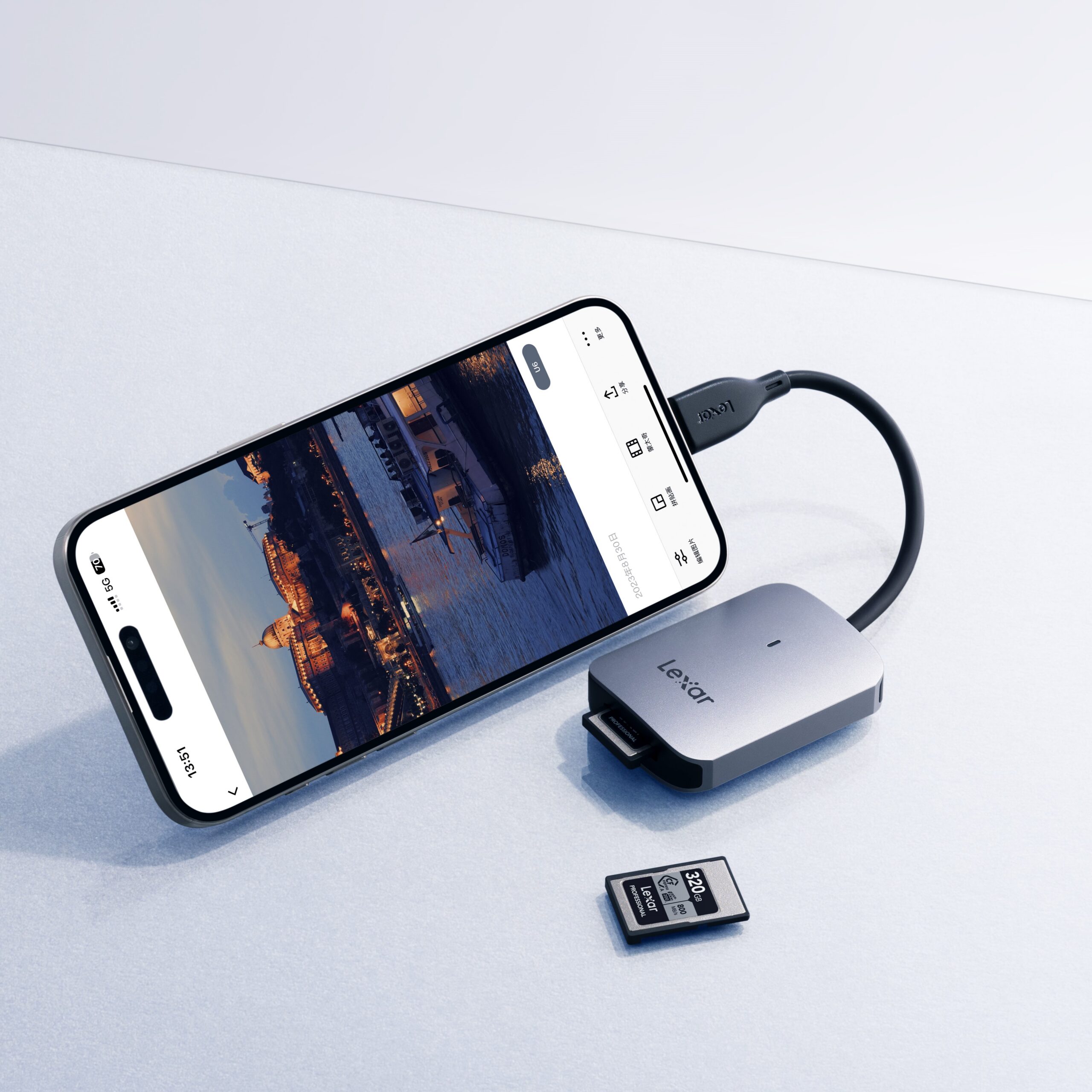 Lexar CFexpress Type A USB-C Card Reader - Image 5