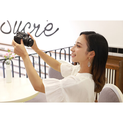 Canon RF-S 10-18mm f/4.5-6.3 IS STM Lens - Image 11