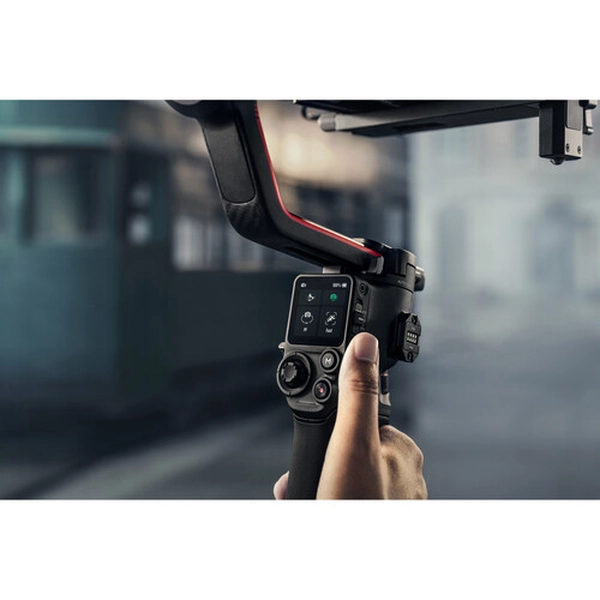DJI RS3 Pro Gimbal Stabilizer - Image 15