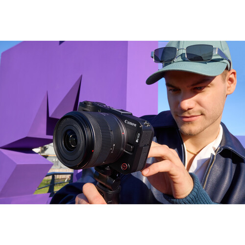 Canon EOS R50 V Mirrorless Camera with 14-30mm f/4-6.3 Lens - Image 11