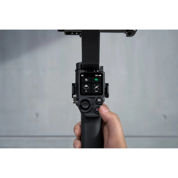 DJI RS3 Pro Combo Gimbal Stabilizer - Image 4