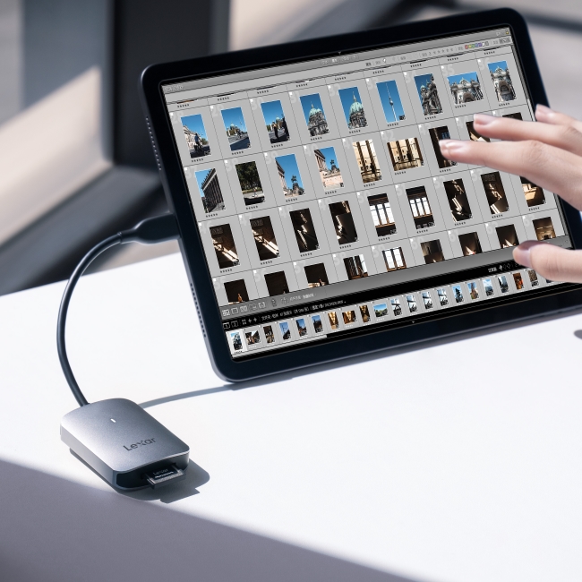 Lexar CFexpress Type A USB-C Card Reader - Image 3