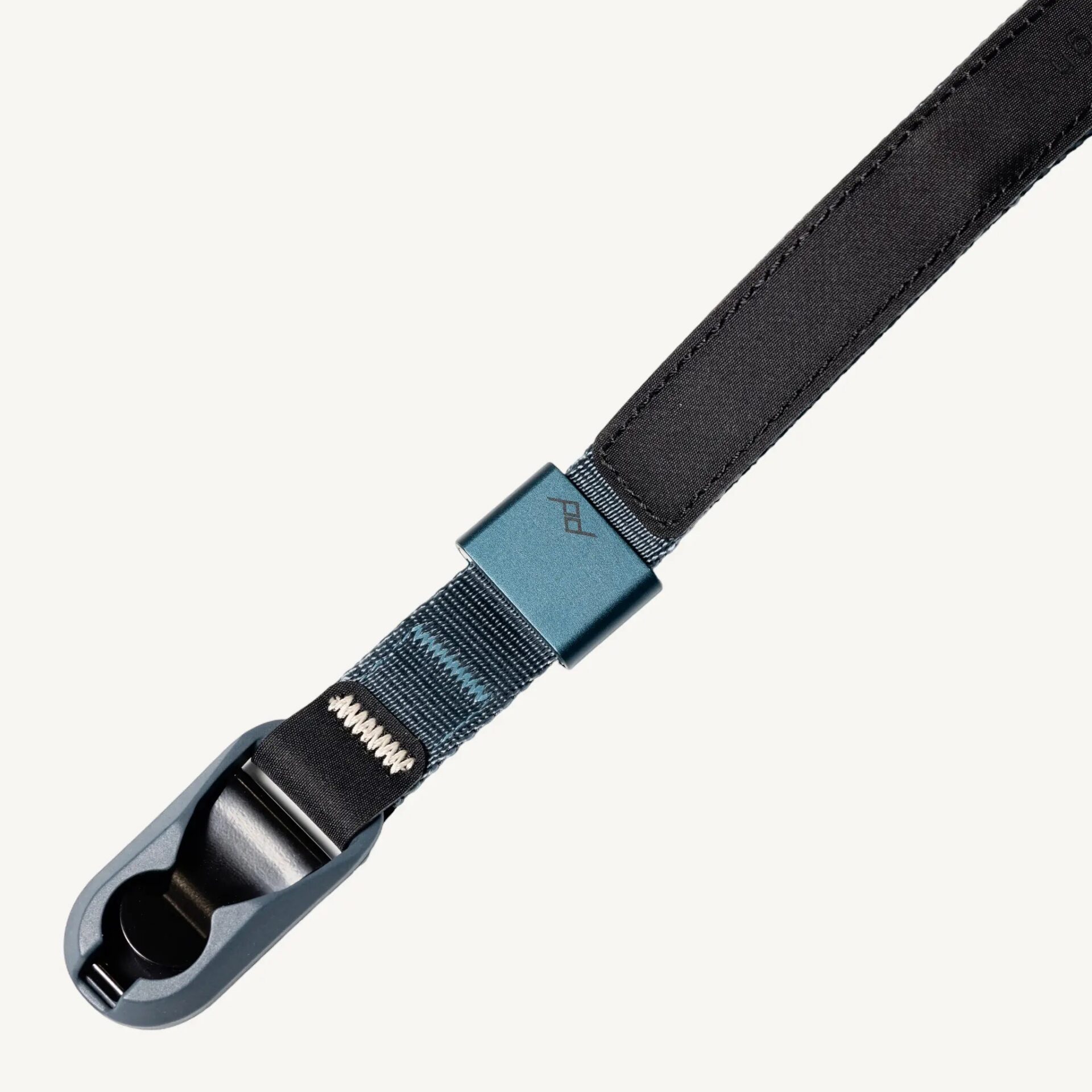 Peak Design Mobile Crossbody Strap (Ocean) - Image 4