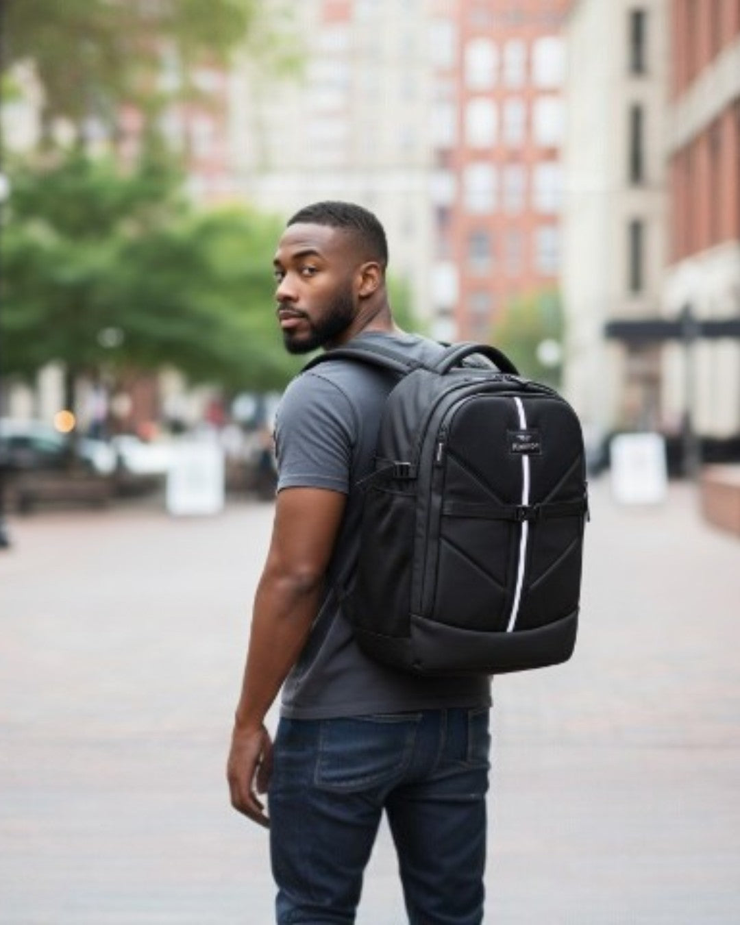Kamron P200 Pro Waterproof DSLR Camera Backpack. - Image 4