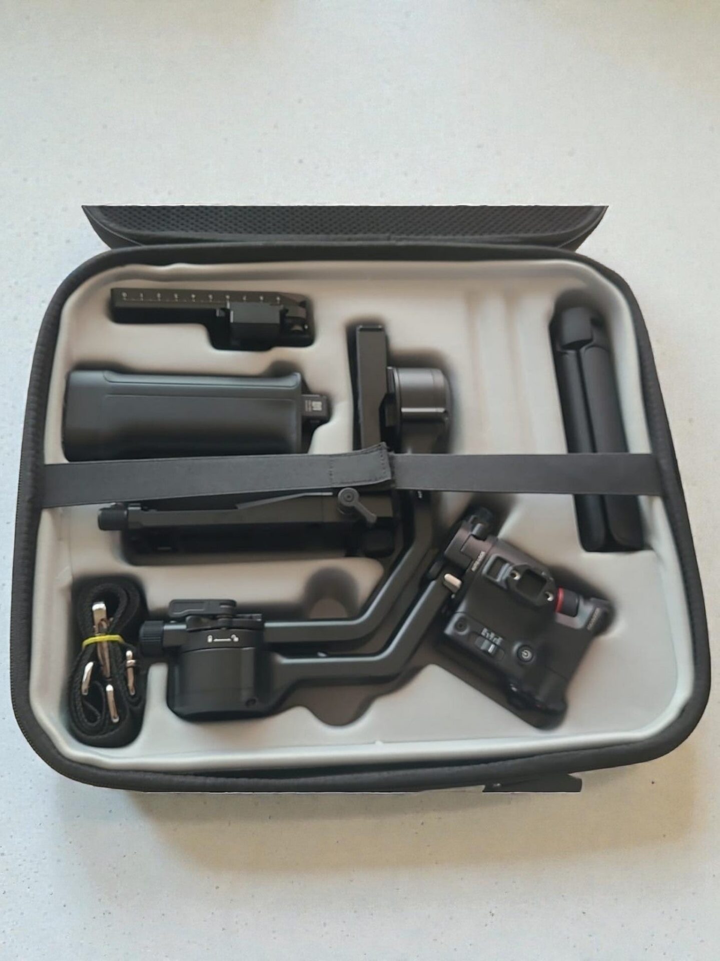 Kamron RS5 Gimbal Case – Hard Shell PU Travel Bag for Gimbal & Accessories - Image 4