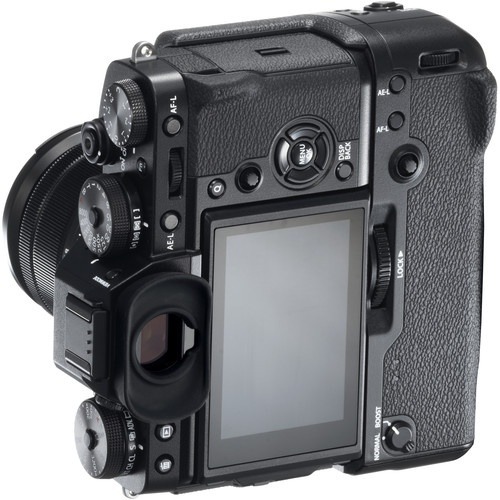 FUJIFILM X-T3 Vertical Power Booster Grip VG-XT3 - Image 4